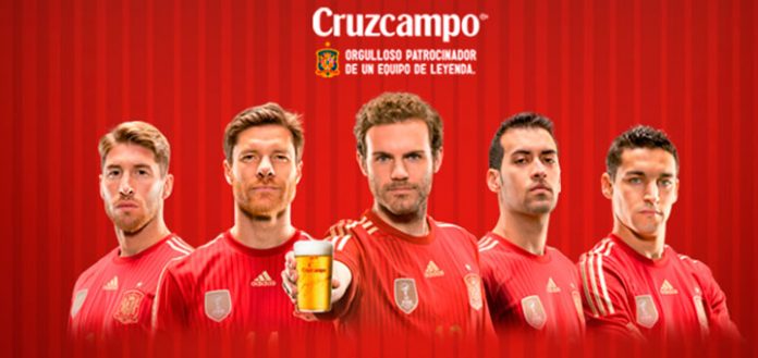 cruzcampo invita a una cana con el primer gol de espana