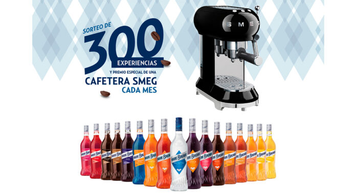 Por la compra de Marie Brizard puedes ganar una cafetera SMEG